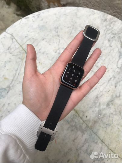 Кожаный ремешок для Apple Watch