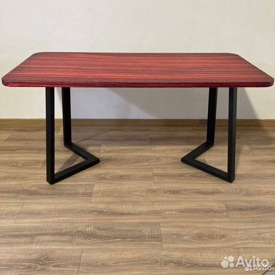 Обеденный стол 'Aware Half'