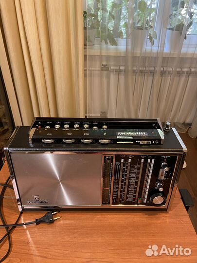 Радиоприемник grundig сателлит 6001