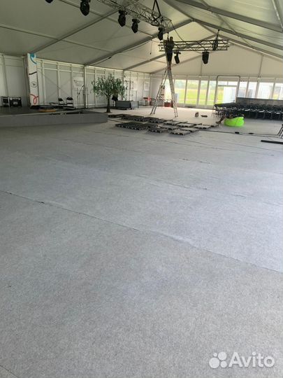 Ковролин серый выставочный