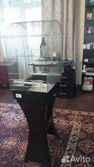 Клетка для мелких и средних попугаев и других птиц