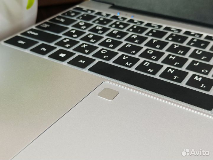 Ноутбук i7-7500U/24Gb/SSD1Tb