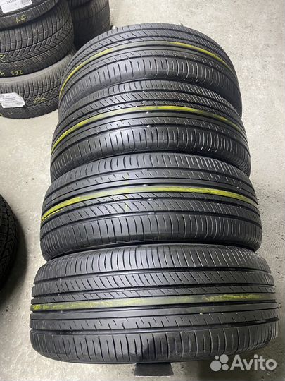 Yokohama Advan dB V552 205/55 R16
