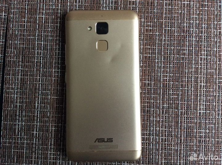 ASUS ZenFone 3 Max ZC520TL, 2/16 ГБ