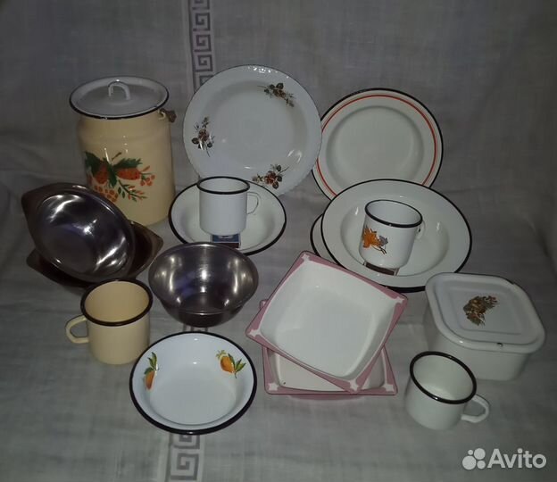 Кастрюли миски кружки бидон ванночки д/холодца