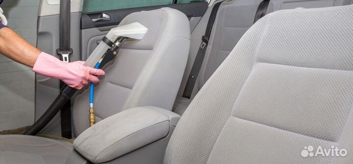 Выездная химчистка салона автомобиля
