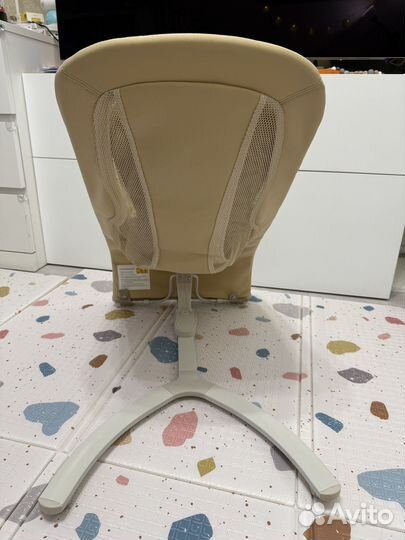 Шезлонг детский happy baby бежевый