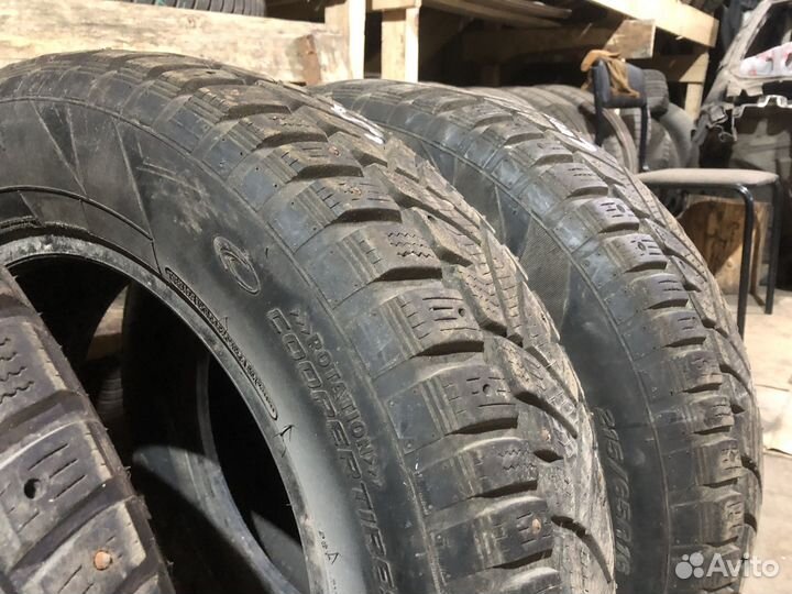 Cooper Weather-Master S/T 3 215/65 R16