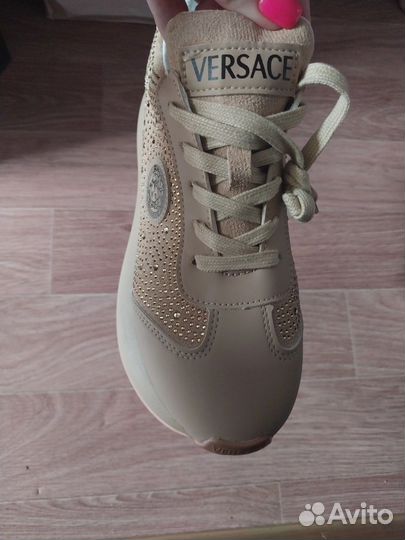 Кроссовки женские 36 р