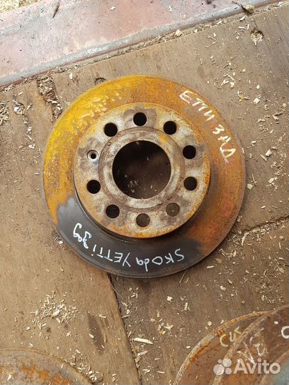 Задний тормозной диск Skoda yeti