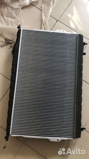 Радиатор охлаждения HYU/KIA Magentis М/Т (Doowon)