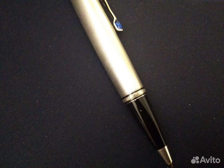 Шариковая ручка montblanc. Серебро. Топаз