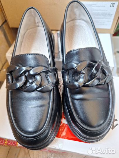 Лоферы на девочку 33 размер