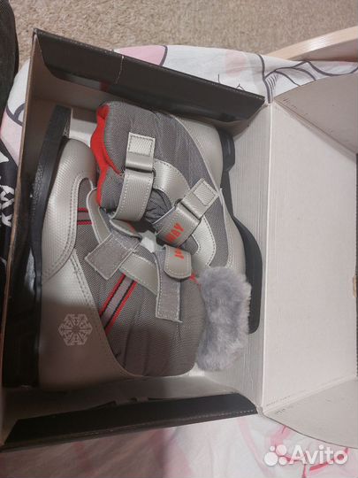 Лыжные ботинки 29-30 р новые