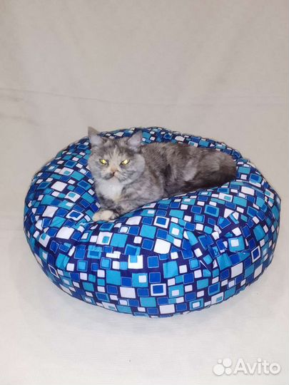 Лежанка (перинка) для животных