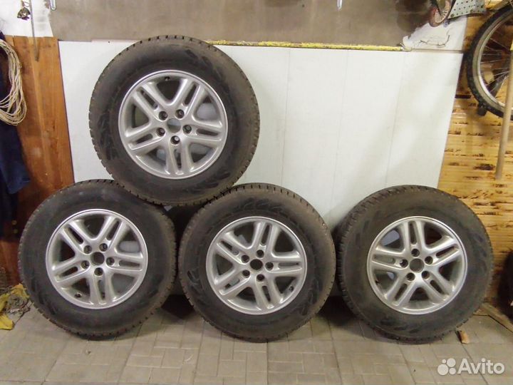 Nokian Tyres Nordman 7 SUV 215/70 R16