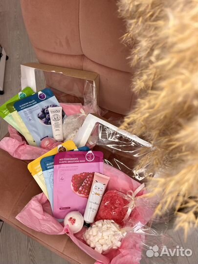 Подарочные боксы косметики