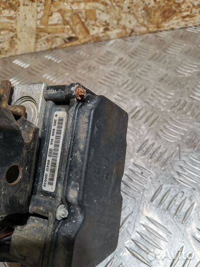 Блок, Насос ABS Suzuki Sx4 2011 1.6 МКПП 2wd