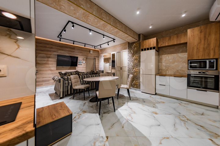 2-к. квартира, 65 м², 5/12 эт.