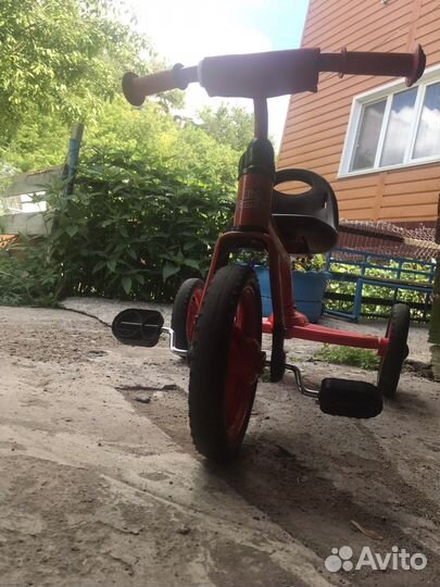 Детский велосипед трехколёсный