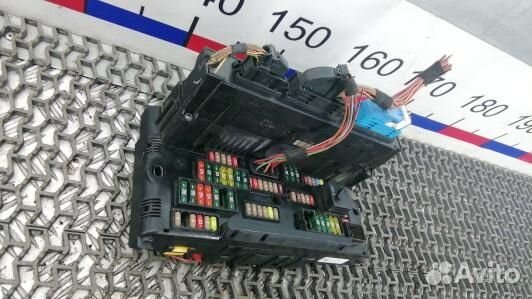 Блок предохранителей BMW 7 F01 (4BA07M303)