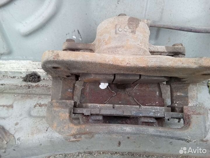 Тойота камри 40 суппорт