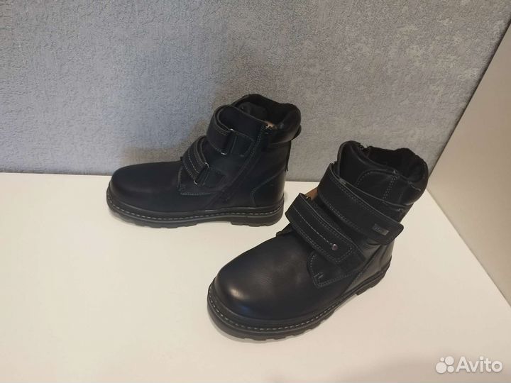 Зимние новые ботинки р. 34, стелька 21см