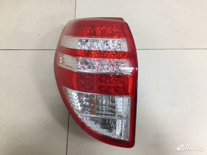 Фонарь задний левый Toyota Rav 4 A30 2006-2013