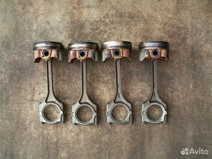 Поршень с шатуном Honda Civic