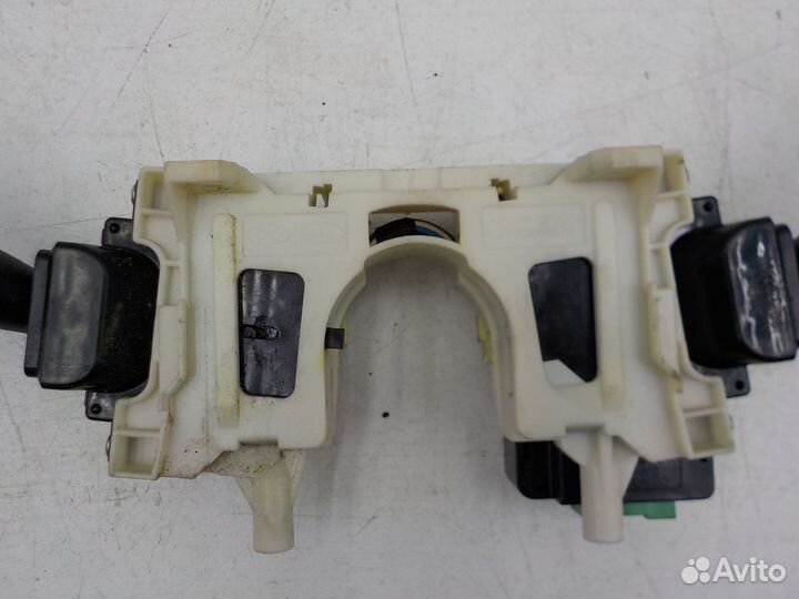 Переключатель подрулевой на Hyundai Genesis 934003M011GV