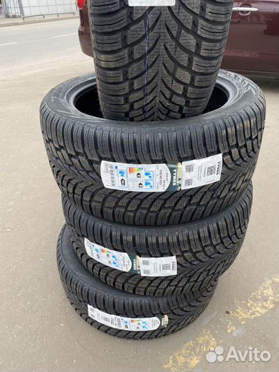 Nokian Tyres WR SUV 4 315/40 R21