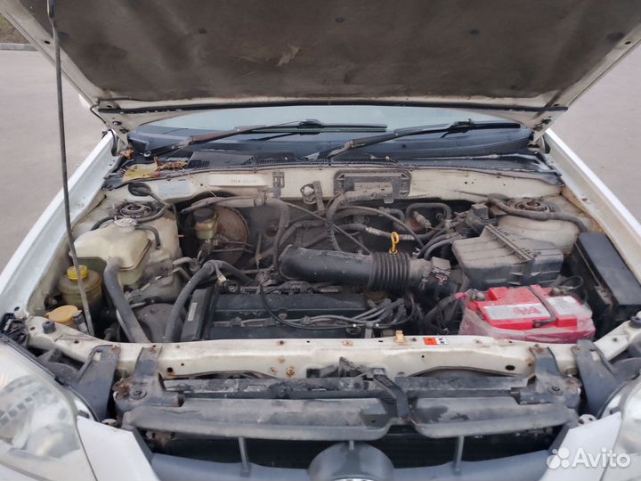 Mazda Tribute 2.0 AT, 2000, 214 526 км