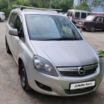 Opel Zafira 1.8 MT, 2013, 230 000 км, с пробегом, цена 850 000 руб.