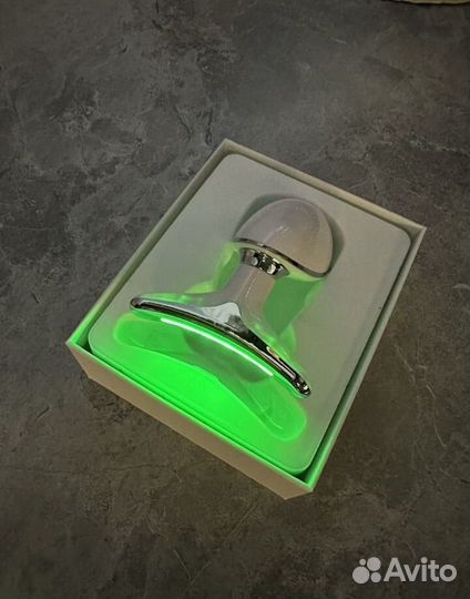 Массажер для лифтинга лица и шеи с миостимуляцией