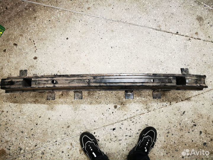 Усилитель заднего бампера Hyundai Tucson 2004-2010