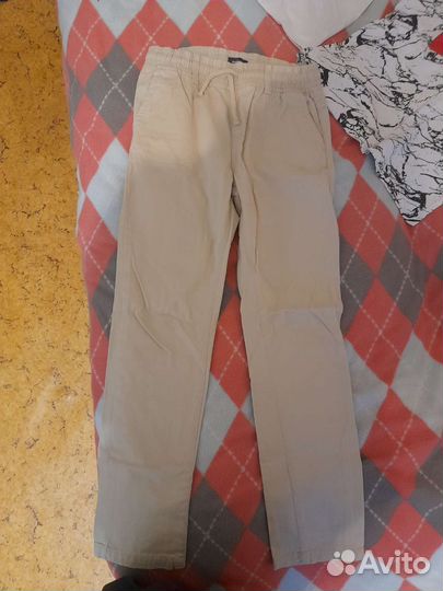 Футболки и штаны на мальчика 8-10 лет