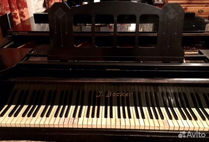 Кабинетный рояль 