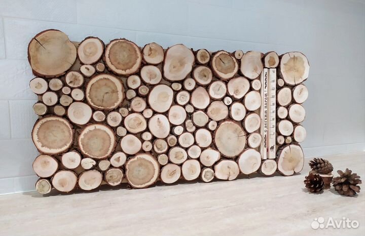 Панно из можжевельника с термометром 30х60