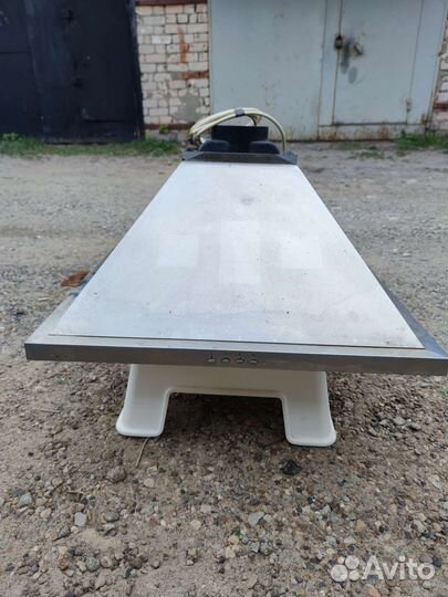 Вытяжка кухонная 60см