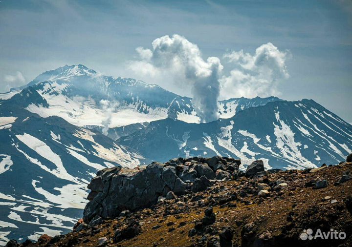 Вертолетная экскурсия по Камчатке над вулканами