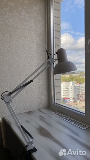 Лампа настольная