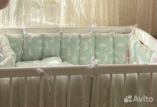 Бортики в детскую кроватку в отличном состоянии