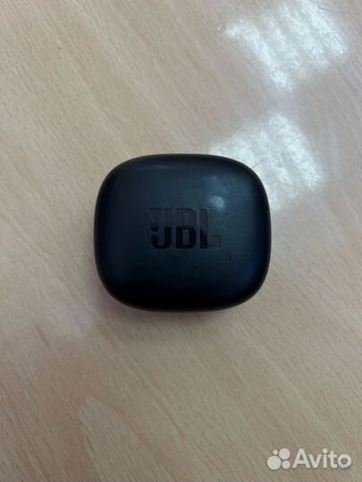 Беспроводные наушники jbl wave 300