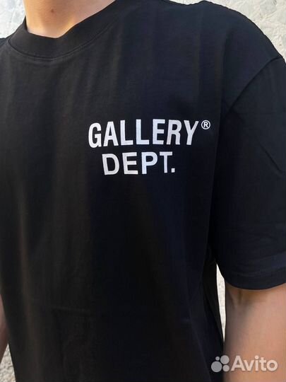 Футболка gallery dept