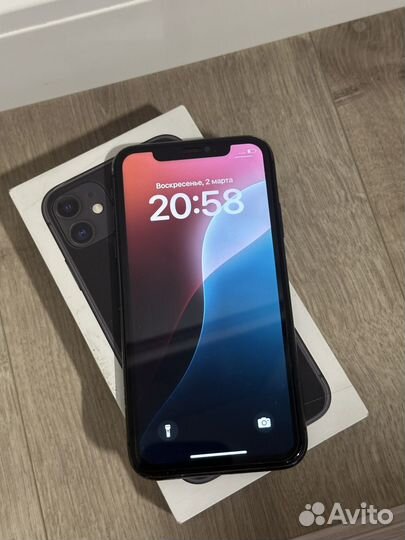 iPhone 11, 64 ГБ