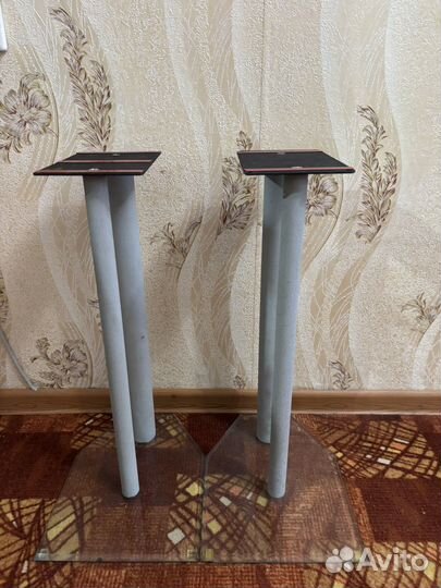 Стойки под акустику