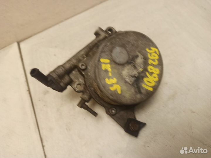 Вакуумный насос двигателя