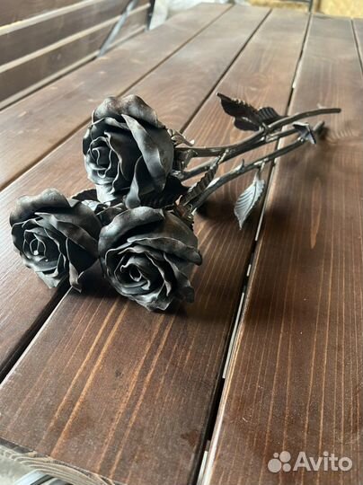 Кованая роза