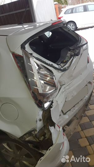 Hyundai Solaris 1.6 AT, 2014, битый, 115 000 км