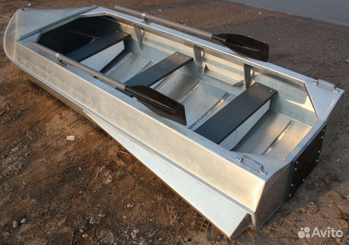 Алюминиевая лодка Романтика-Н 3.5м.,с булями,новая